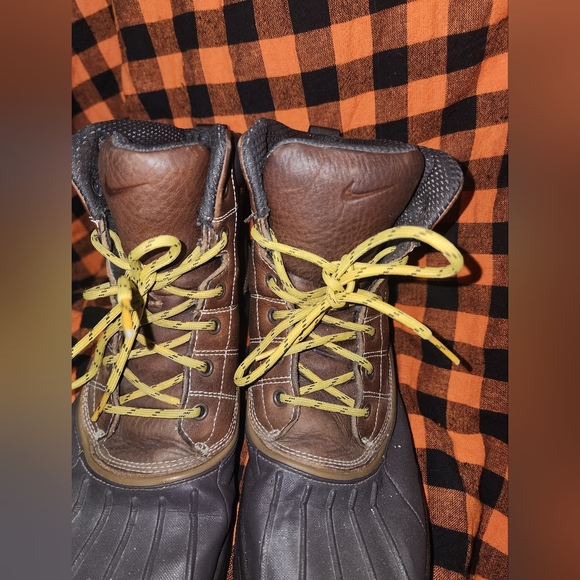 Nike ACG Woodside Mens Size 9.5 Brown Outdoor Leather Lace Up Hiking Duck Boots main image 3